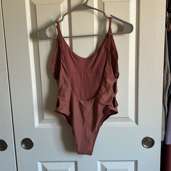 Aerie Rust One-Piece Swimsuit M - Picture 3 of 5